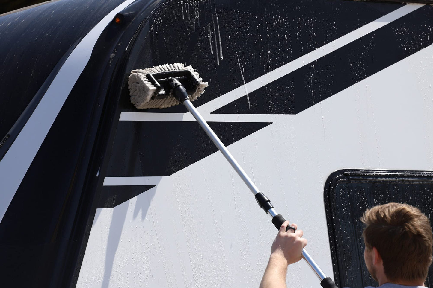 303 Products RV Wash & Seal - Clean, Streak-Free Finish, pH Neutral High Foaming Formula, Provides A Deep Gloss Finish on RVs, Campers and more- 1 gal